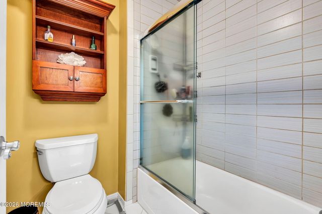 24 Parkside Drive, Jackson, NJ 08527