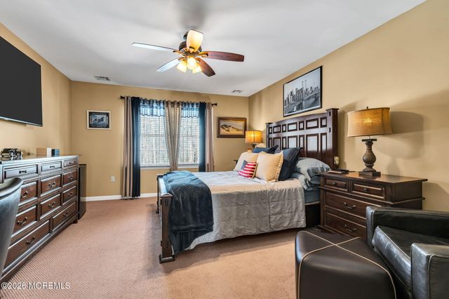 24 Parkside Drive, Jackson, NJ 08527