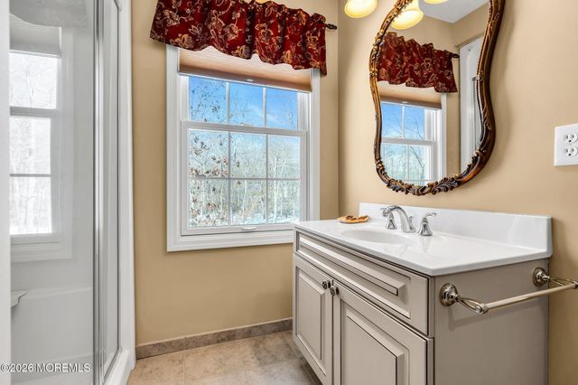 24 Parkside Drive, Jackson, NJ 08527