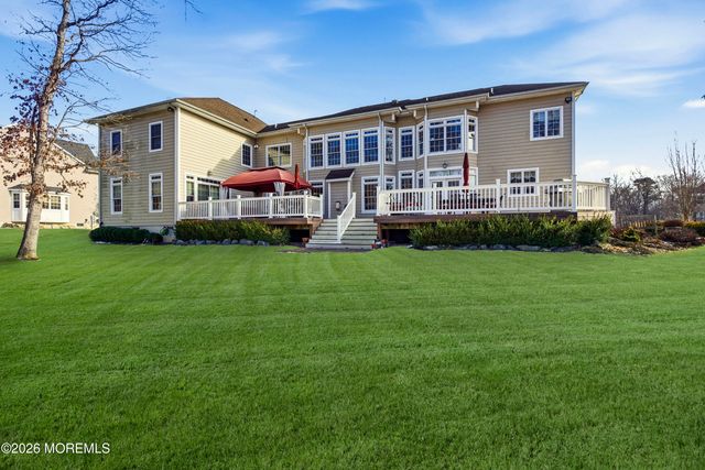 24 Parkside Drive, Jackson, NJ 08527