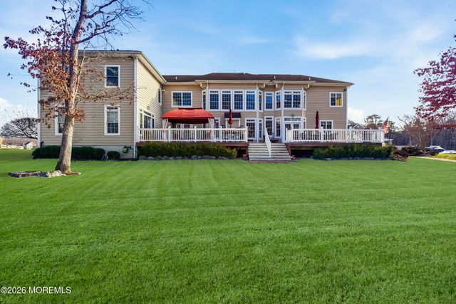 24 Parkside Drive, Jackson, NJ 08527