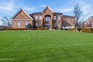 24 Parkside Drive, Jackson, NJ 08527