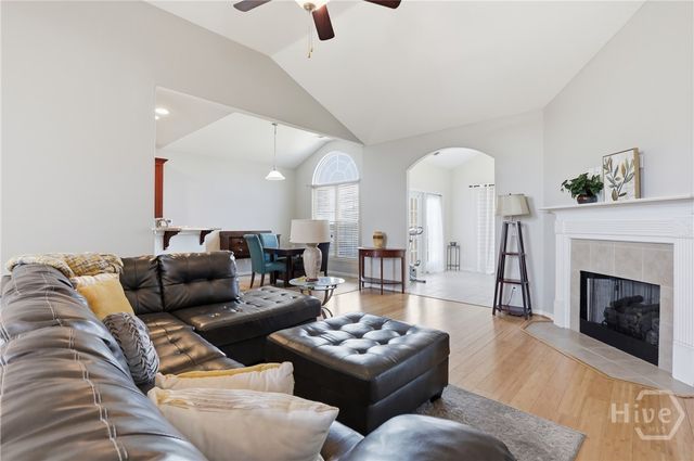 12 Bay Willow Court, Savannah, GA 31407
