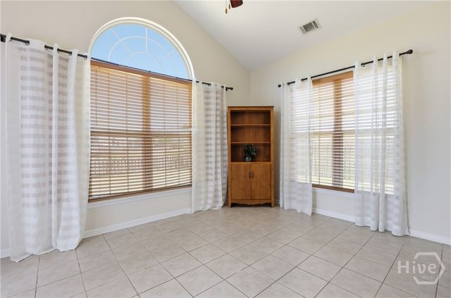 12 Bay Willow Court, Savannah, GA 31407