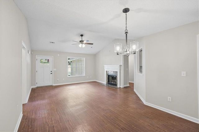 176 Chipper Lane, Rockmart, GA 30153