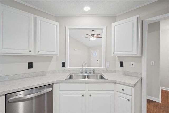 176 Chipper Lane, Rockmart, GA 30153