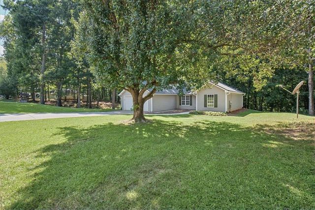 176 Chipper Lane, Rockmart, GA 30153