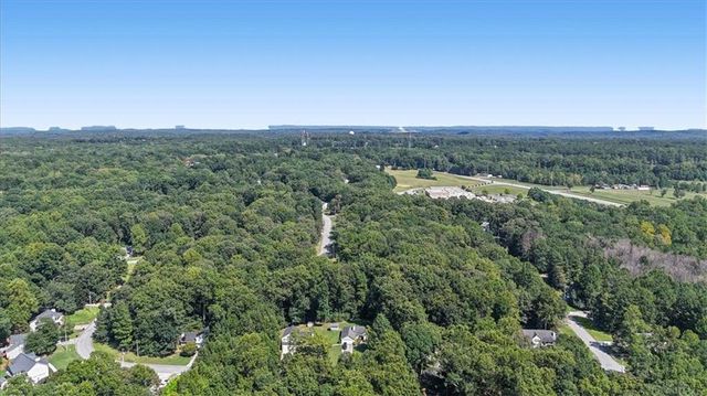176 Chipper Lane, Rockmart, GA 30153