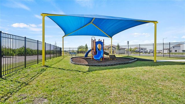 2122 CHRIS DRIVE, Winter Haven, FL 33884