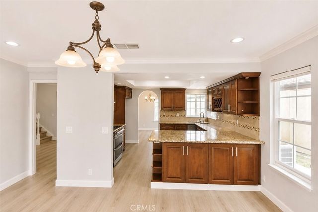 1896 W Surf, Anaheim, CA 92801
