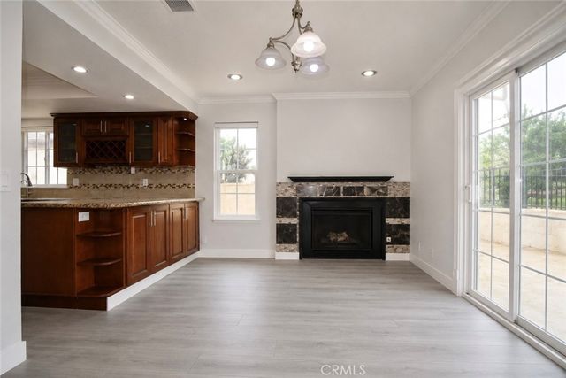 1896 W Surf, Anaheim, CA 92801