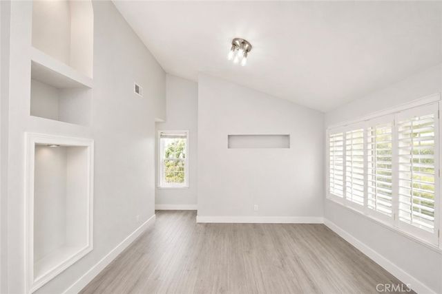 1896 W Surf, Anaheim, CA 92801