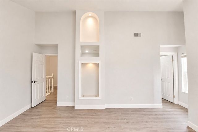 1896 W Surf, Anaheim, CA 92801
