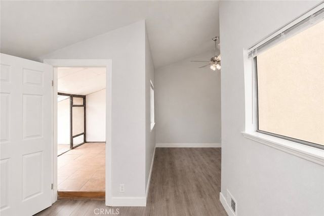 1896 W Surf, Anaheim, CA 92801