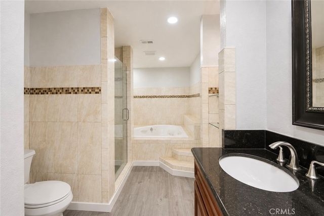 1896 W Surf, Anaheim, CA 92801
