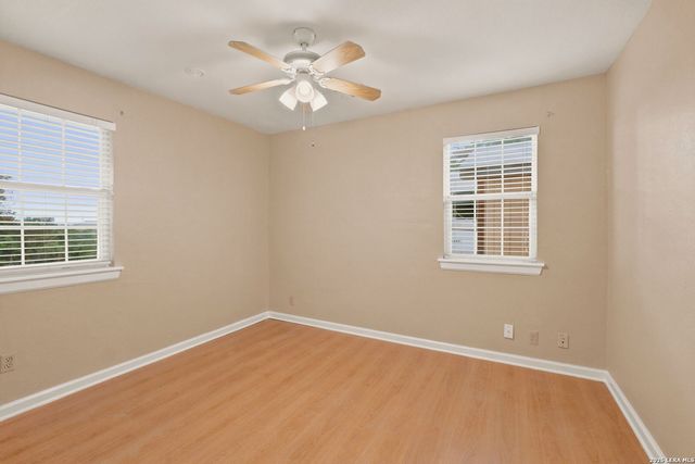 28614 Waterview Dr, Boerne, TX 78006