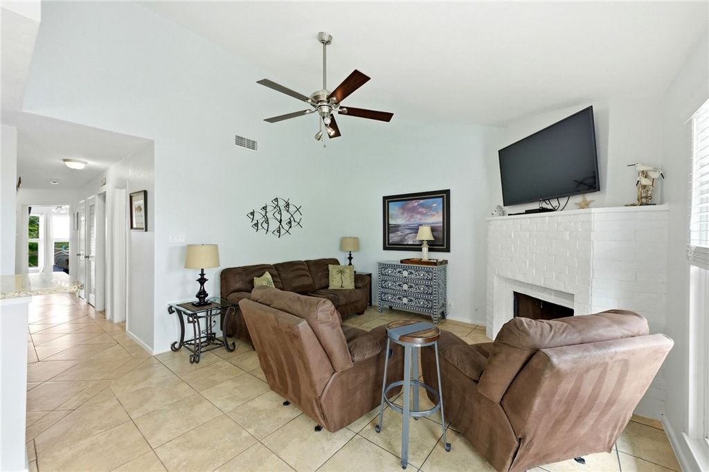 14434 E Cabana St 302, Corpus Christi, TX 78418 — photo 4