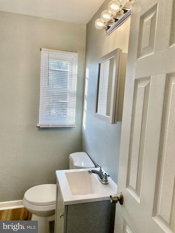 727 S FAYETTE ST, Alexandria, VA 22314