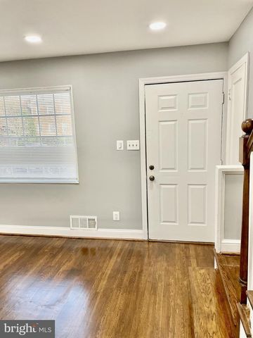 727 S FAYETTE ST, Alexandria, VA 22314