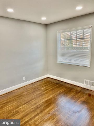 727 S FAYETTE ST, Alexandria, VA 22314