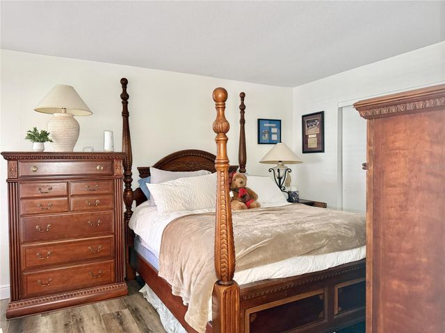 207 GRANADA COURT N, Plant City, FL 33566