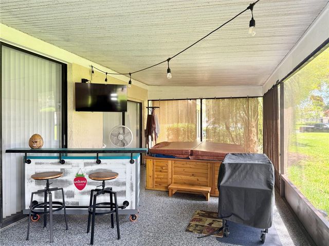 207 GRANADA COURT N, Plant City, FL 33566