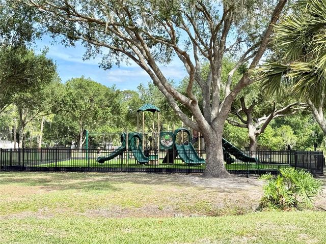 207 GRANADA COURT N, Plant City, FL 33566