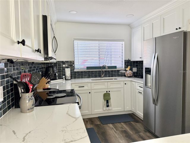 207 GRANADA COURT N, Plant City, FL 33566