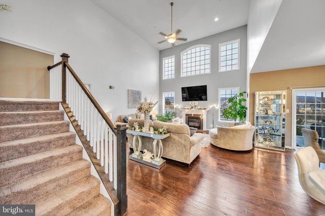 6804 HAWES CT, Frederick, MD 21702