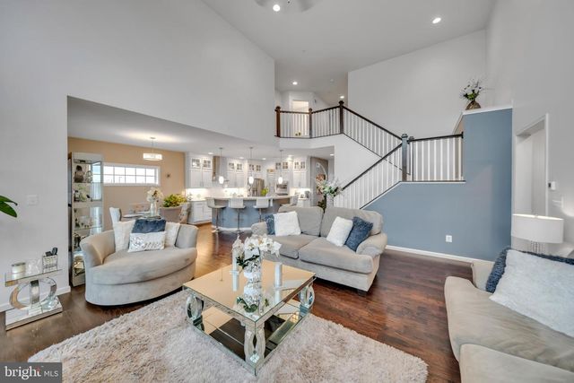 6804 HAWES CT, Frederick, MD 21702