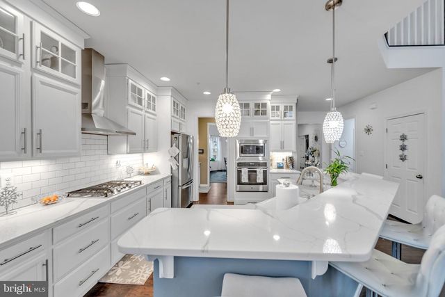 6804 HAWES CT, Frederick, MD 21702