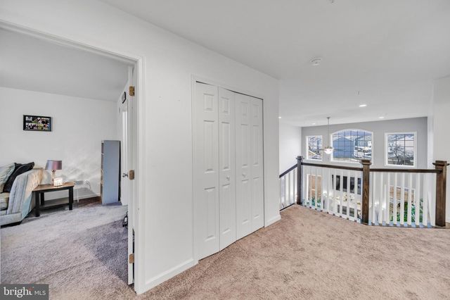 6804 HAWES CT, Frederick, MD 21702