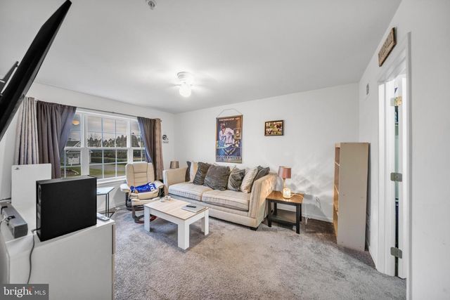 6804 HAWES CT, Frederick, MD 21702