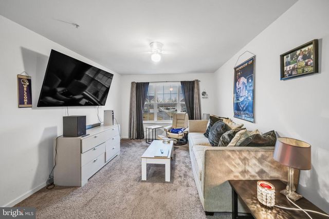 6804 HAWES CT, Frederick, MD 21702