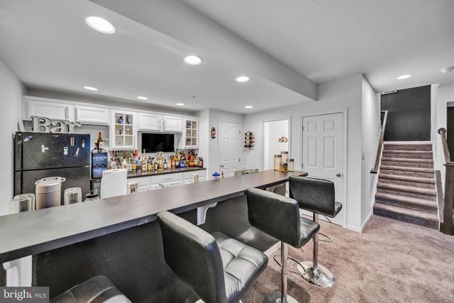 6804 HAWES CT, Frederick, MD 21702