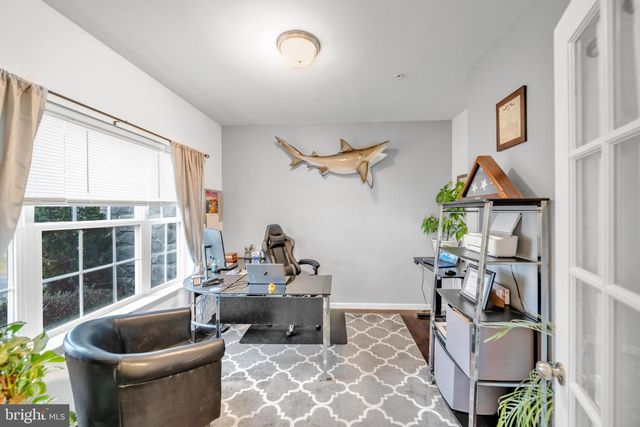 6804 HAWES CT, Frederick, MD 21702