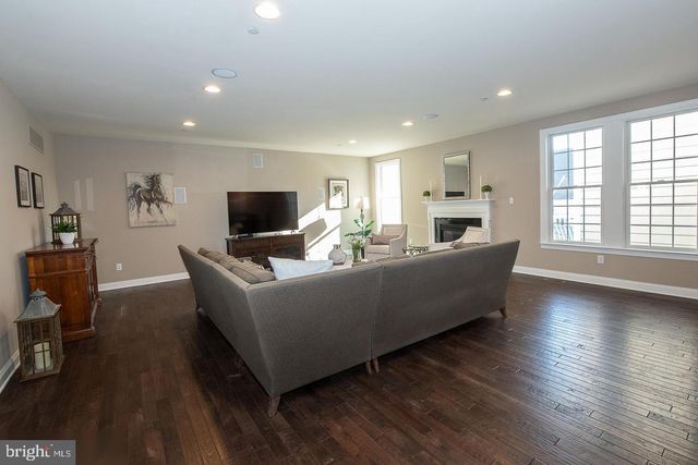 3704 LISETER GARDENS, Newtown Square, PA 19073