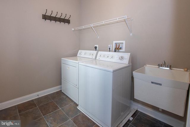 3704 LISETER GARDENS, Newtown Square, PA 19073