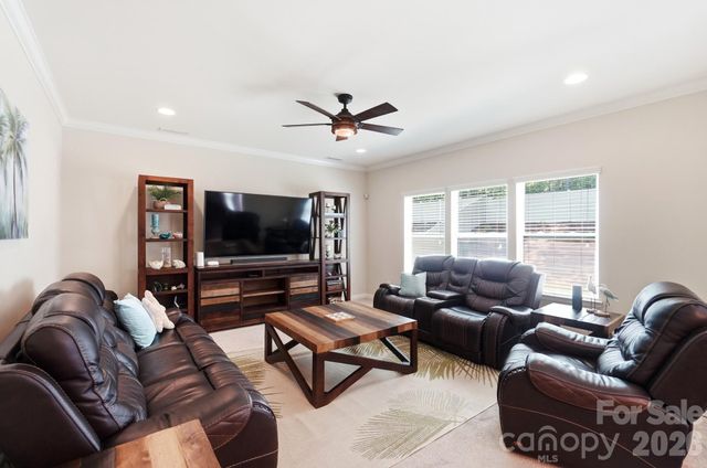 1864 Tradd Avenue, Clover, SC 29710