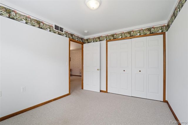 1089 Jenna Drive 217, Davison, MI 48423