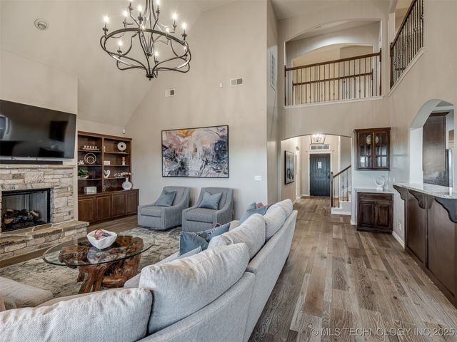 1396 S 271st West Avenue, Sand Springs, OK 74063