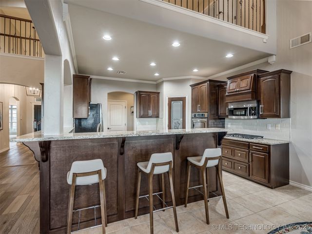 1396 S 271st West Avenue, Sand Springs, OK 74063