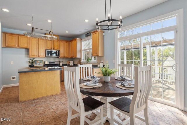 1200 Fairfax Woods Drive, Apex, NC 27502