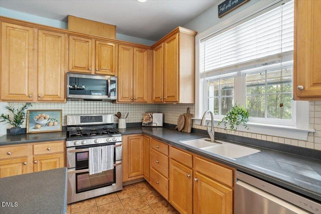 1200 Fairfax Woods Drive, Apex, NC 27502