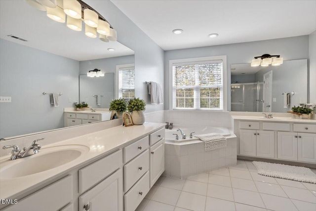 1200 Fairfax Woods Drive, Apex, NC 27502