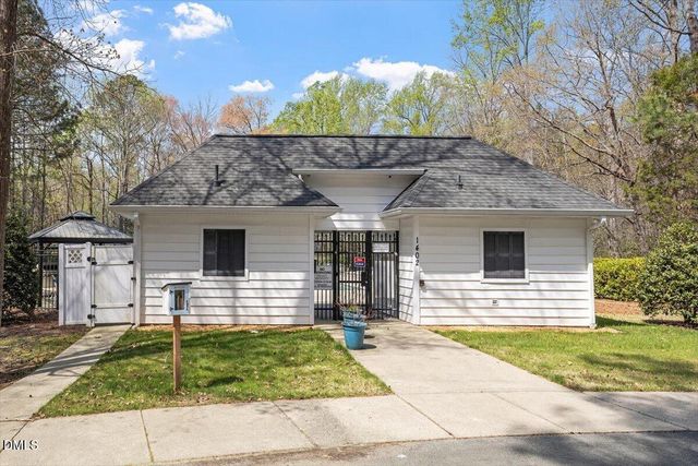 1200 Fairfax Woods Drive, Apex, NC 27502