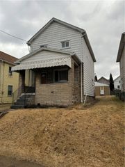 1622 Constitution Blvd, Arnold, PA 15068