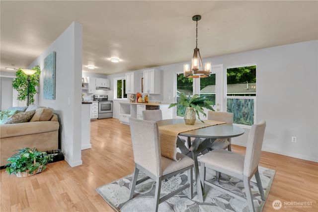 33631 207th Place SE, Auburn, WA 98092