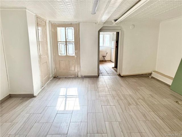 1770 W 9th Street, Brooklyn, NY 11223