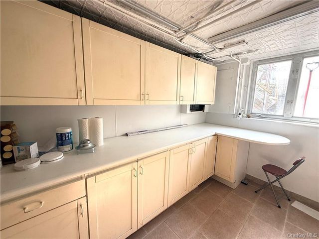1770 W 9th Street, Brooklyn, NY 11223
